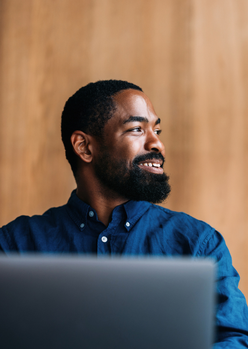 Professionnel en entrevue